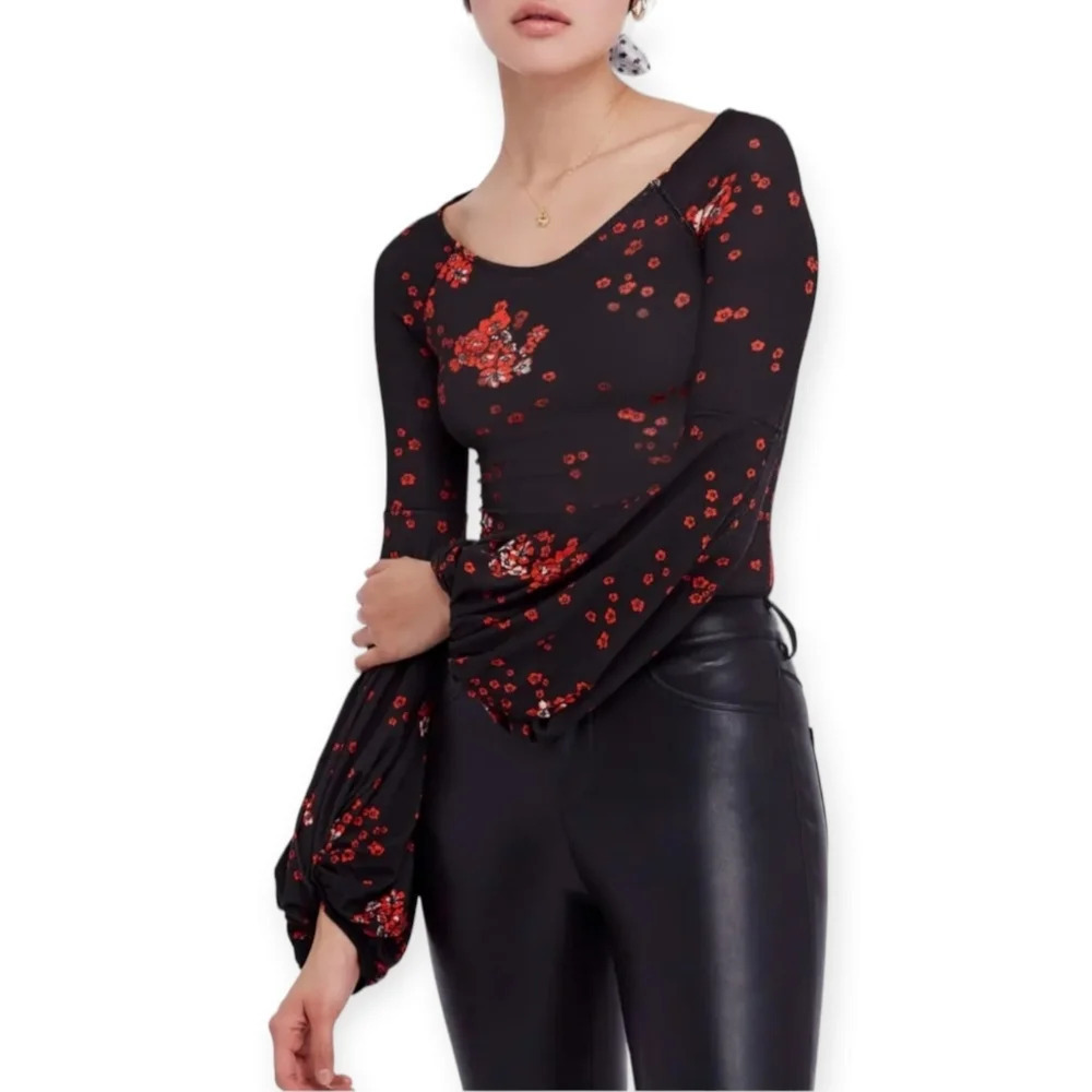 Free People To The Tropics Floral Blouse with Blouson Sleeves Black Red Medium